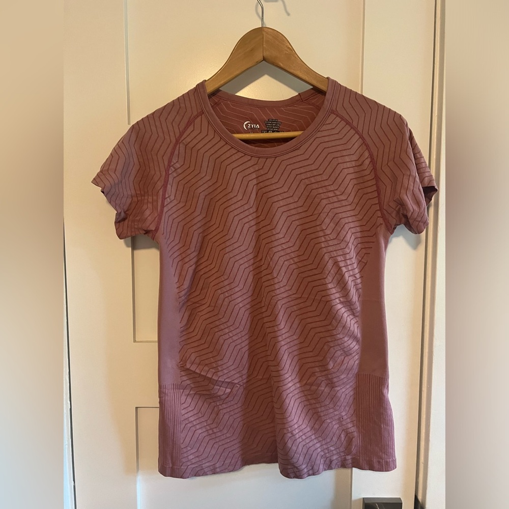 Zyia short sleeve shirt